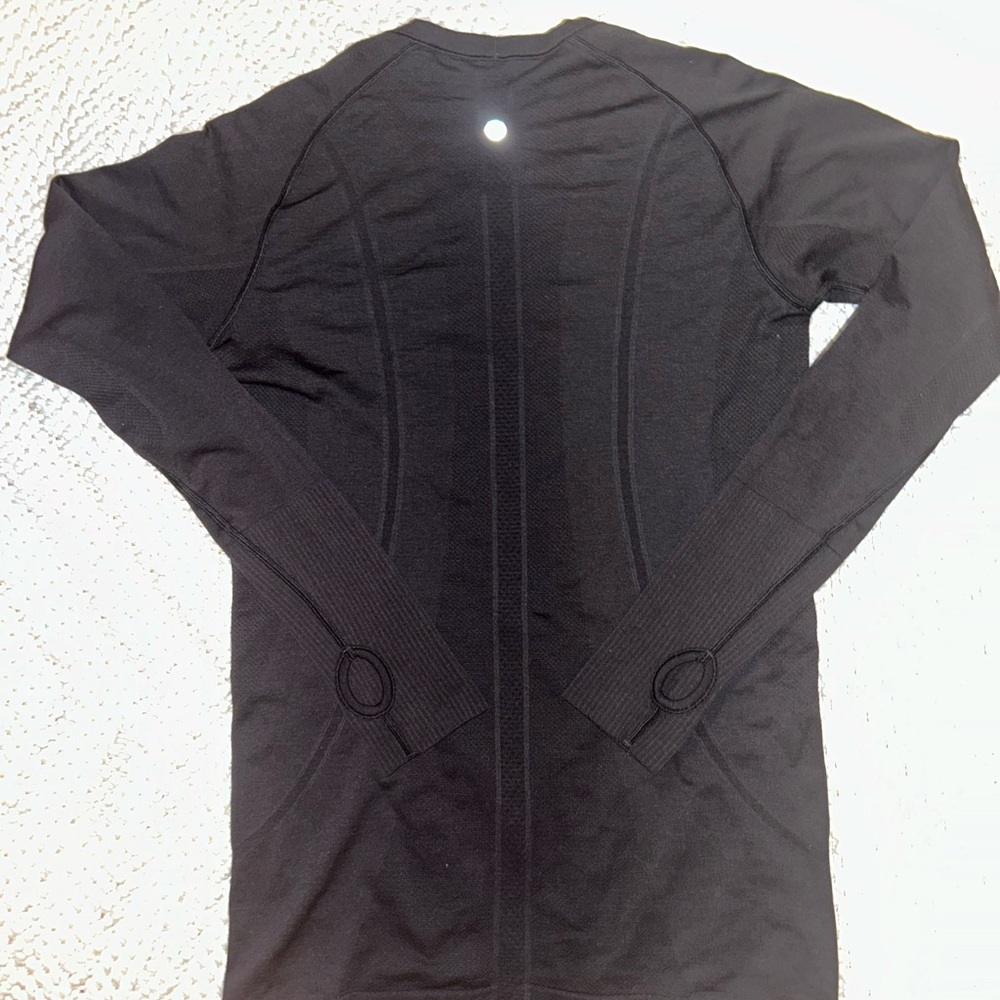 Lululemon Athletica Black Long Sleeve Top